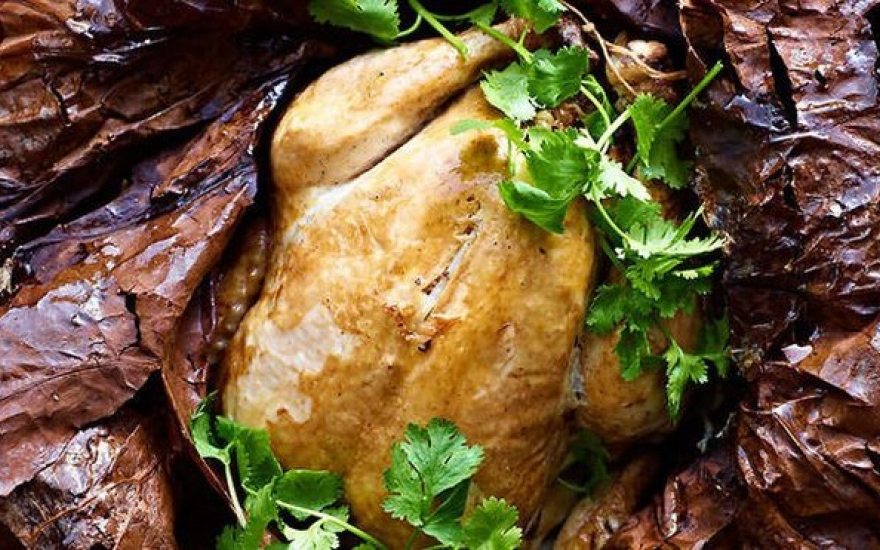 Gà cái bang: Món ăn nghe 'bần hàn' nhưng là cực phẩm chỉ có ở miền Tây - Kênh truyền hình Đài Tiếng nói Việt Nam - VOVTV