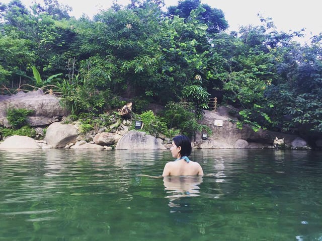 Công viên Suối khoáng nóng Núi Thần Tài trải nghiệm tắm tiên tại Đà Nẵng