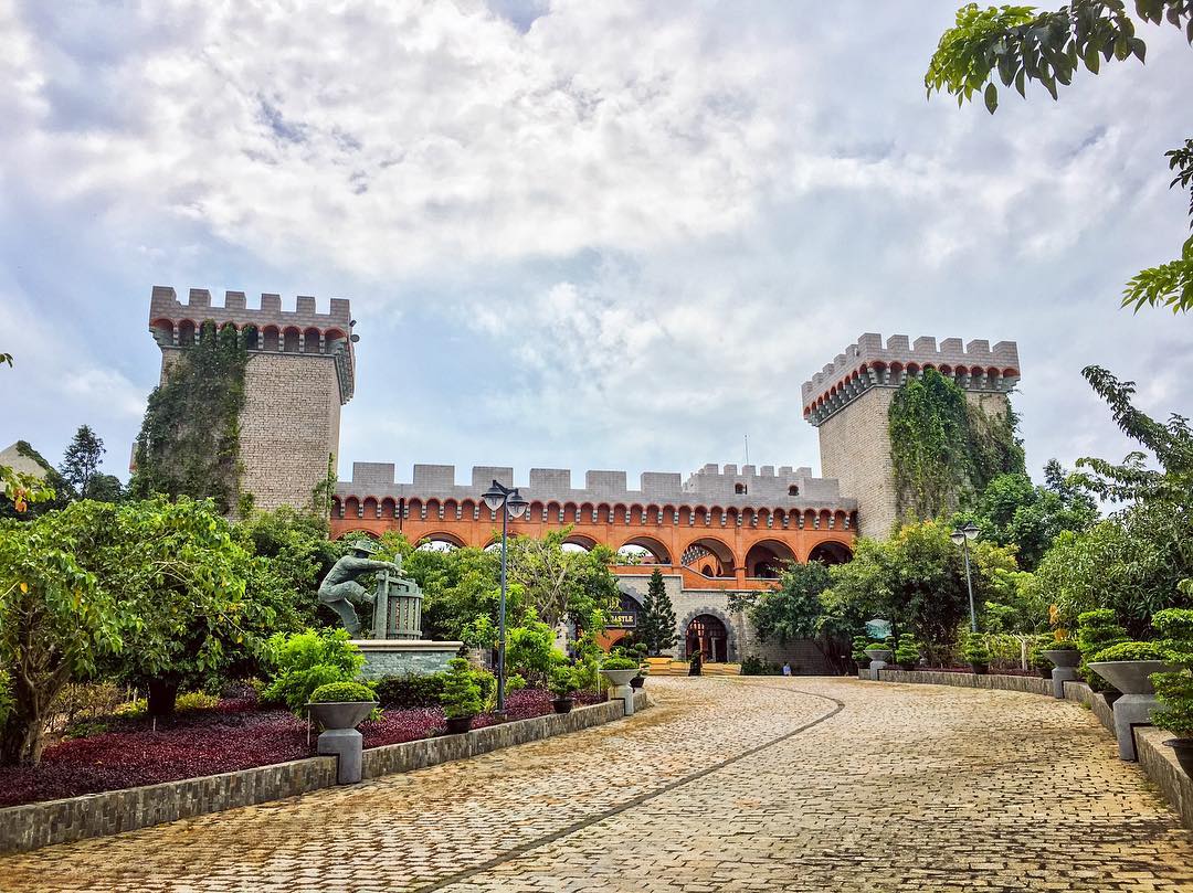 Lâu đài rượu vang Mũi Né Wine Castle độc đáo và duy nhất ở Việt Nam