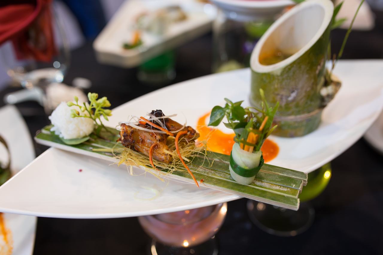 Sea Green Restaurant - Sea Links City - SeaLinkMuiNeResort.com