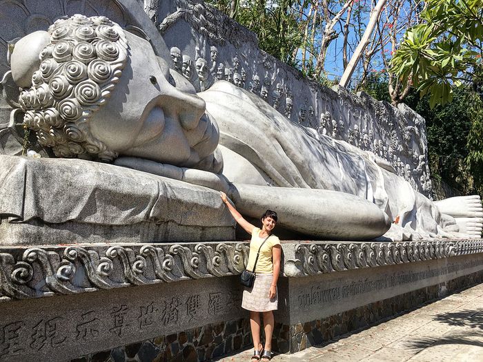 Ấn tượng với ngôi chùa Long Sơn có 2 tượng Phật lớn nhất Nha Trang